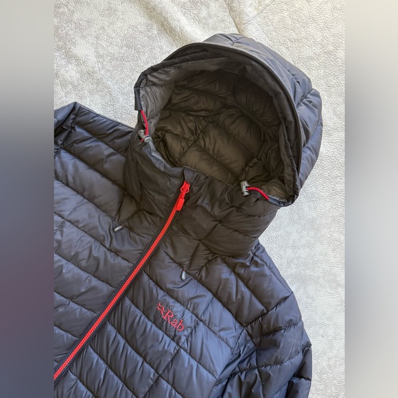 Rab Nebula insulated puffer jacket size medium - Picture 5 of 7